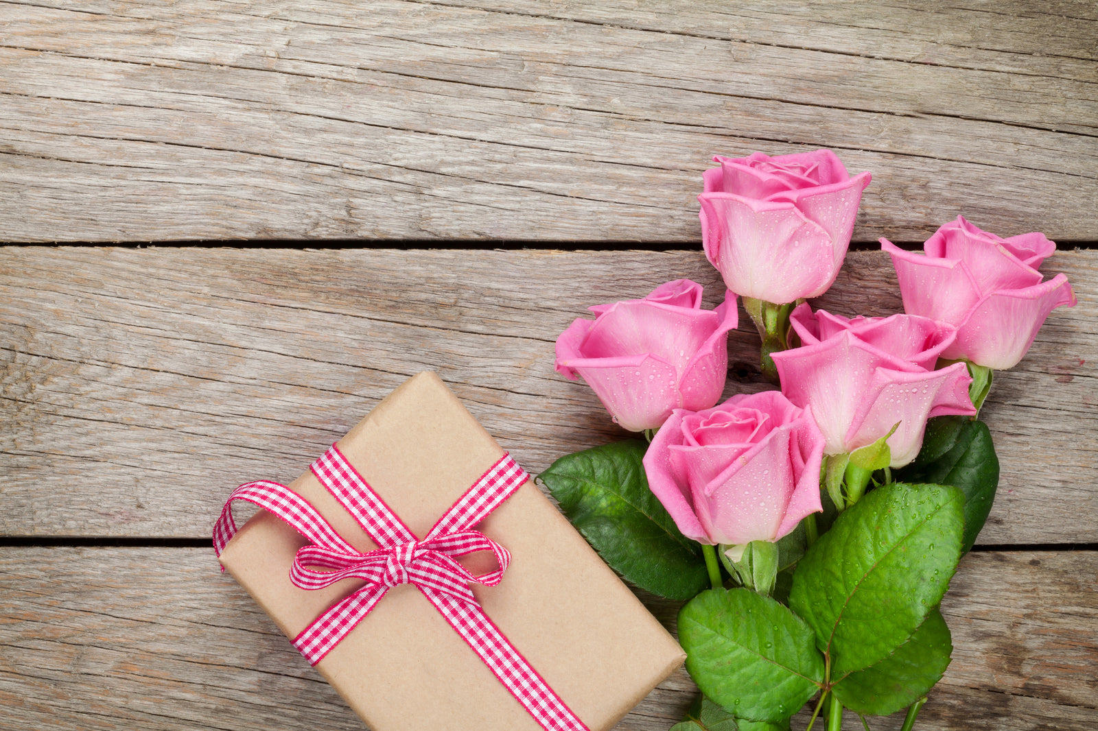 Giftwrapping service for your books at the Harbour Bookshop